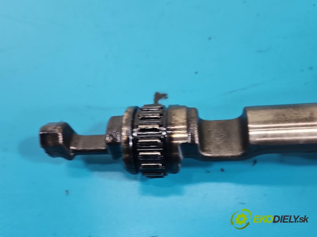 Mercedes E W213 2016-2023 2.0 CDI 194KM automatic 143 kW 1950 cm3 4- Váleček: vyvažovací A6540340000