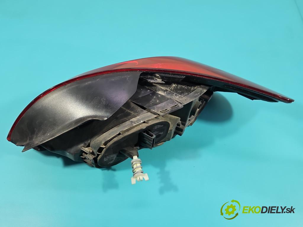 Vw Scirocco II 2008-2017 1.4 TSI 122 HP manual 90 kW 1390 cm3 3- svetlo / reflektor zadné ľavé 1K8945095M (Kľučka dverí ostatné)