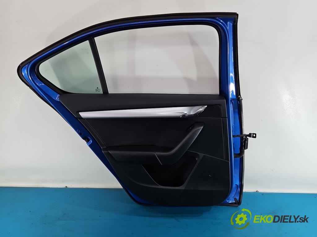 Skoda Octavia III 2013- 1.5 TSI 150 hp manual 110 kW 1498 cm3 5- dveře zadní levé  (Klika dveří ostatní)