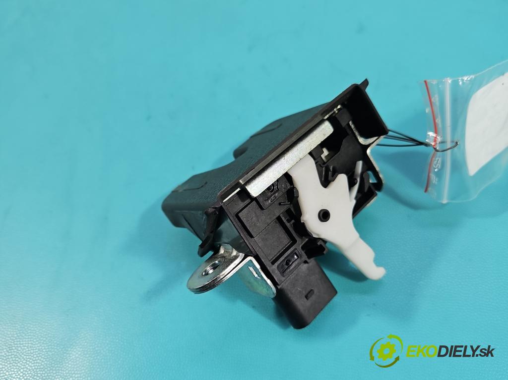 Vw Scirocco II 2008-2017 1.4 TSI 122 hp manual 90 kW 1390 cm3 3- zámek kufrových dveří zadní 1K8827505D