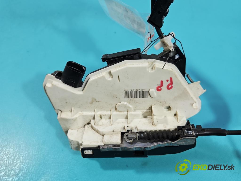 Vw Scirocco II 2008-2017 1.4 TSI 122 HP manual 90 kW 1390 cm3 3- zámok predné pravý 5N1837016C