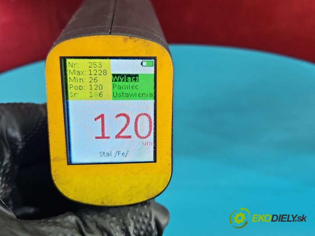 Toyota Corolla E16/E18  2013-2019 1.6 16V 132  HP manual 97 kW 1598 cm3 4- blatník predné pravý  (Kľučka dverí ostatné)