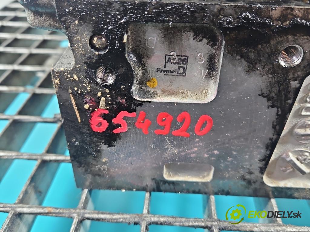 Mercedes E W213 2016-2023 2.0 CDI 194KM: automatic 143 kW 1950 cm3 4- Hlava: motora R654016