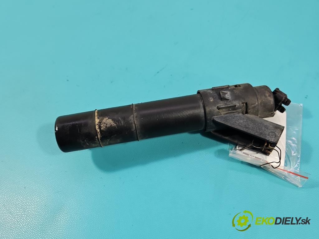 Vw Scirocco II 2008-2017 1.4 TSI 122 hp manual 90 kW 1390 cm3 3- ostřikovač reflektor: levý 1K8955978A (Motorek ostřikovačů)