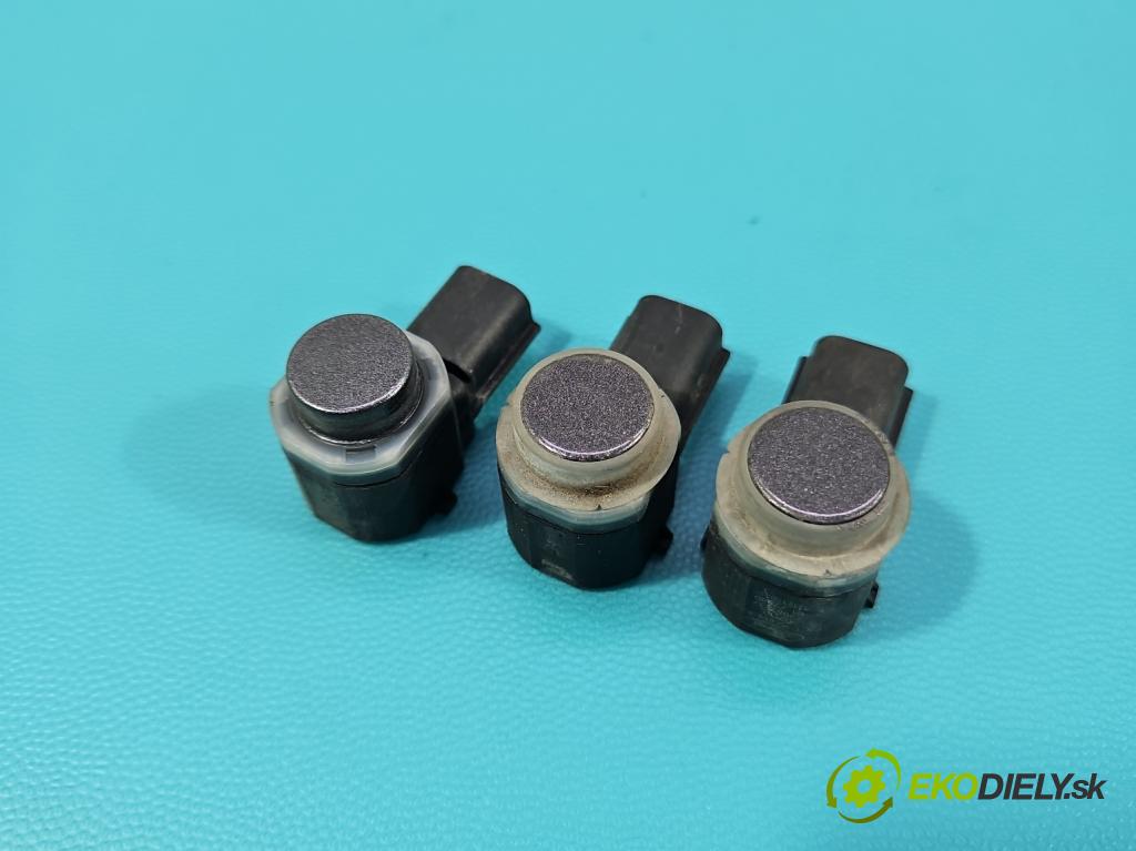 Ford Mondeo Mk5 2014-2022 2.0 16V 140 hp automatic 103 kW 1999 cm3 4- snímač parkování F1CT-15K859-AAW