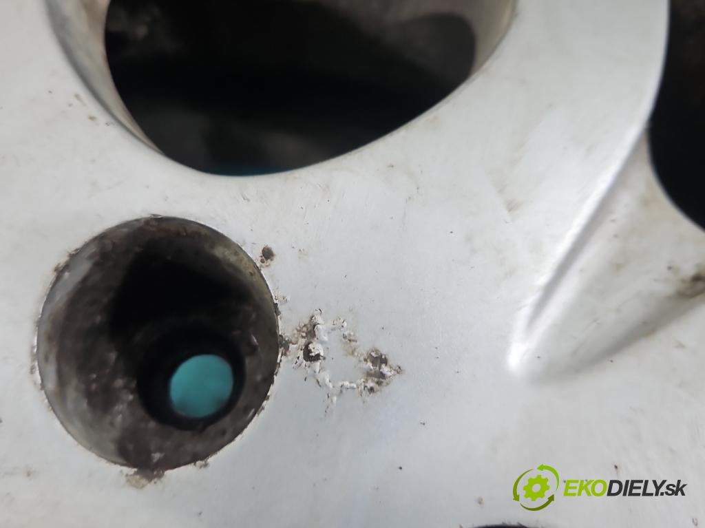 Hyundai H1 II 2007-2023 2.5 crdi 170 hp manual 125 kW 2497 cm3 5- Felga hliník 16" 52910-4H210