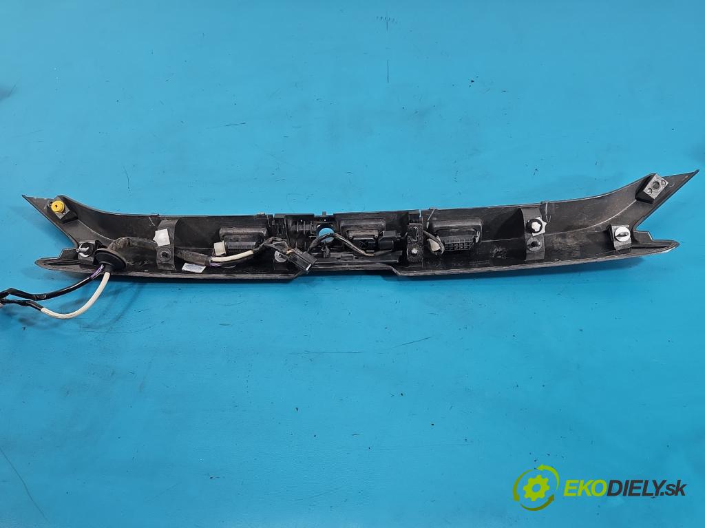 Ford Mondeo Mk5 2014-2022 2.0 16V 140 hp automatic 103 kW 1999 cm3 4- klika kufrových dveří zadní