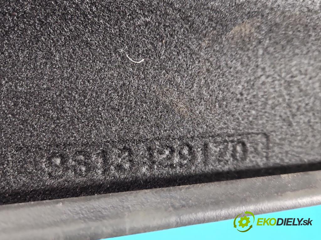 Peugeot 508 II 2018- 1.6 16V 181KM automatic 133 kW 1598 cm3 4- zadná 98134291ZD (Pláto kufra)