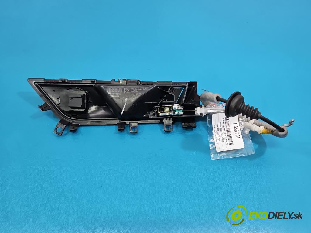 Skoda Rapid 2012-2019 1.4 tdi 90 hp manual 66 kW 1422 cm3 5- klika uvnitř: přední levé 5JB837221