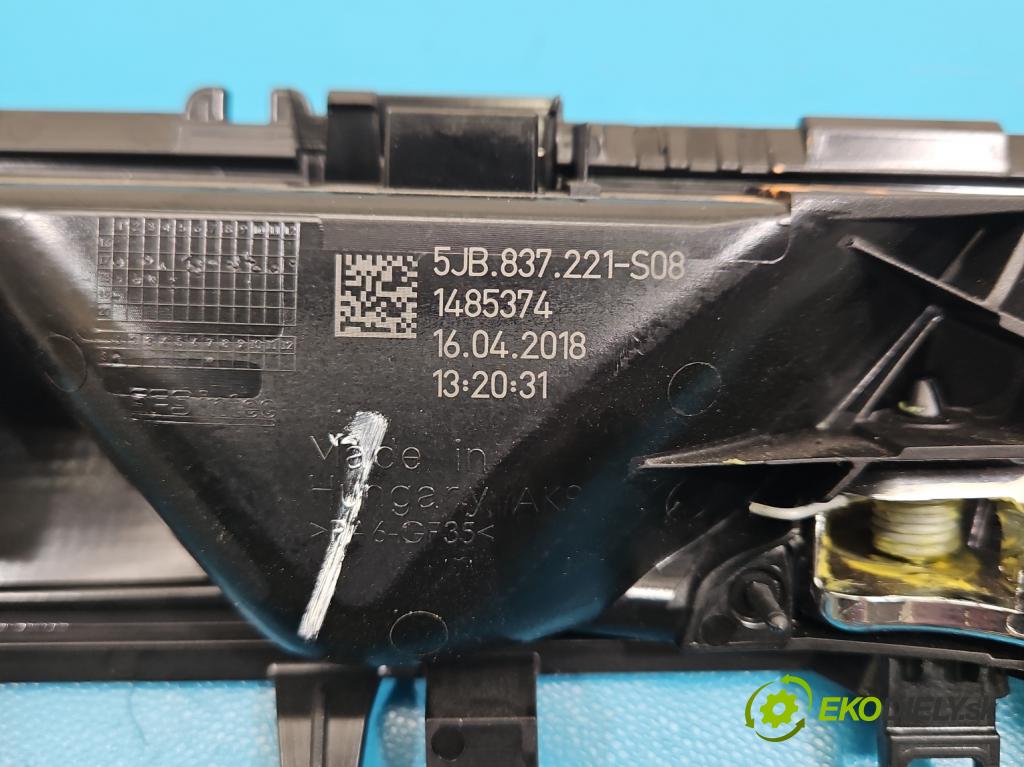 Skoda Rapid 2012-2019 1.4 tdi 90 hp manual 66 kW 1422 cm3 5- klika uvnitř: přední levé 5JB837221