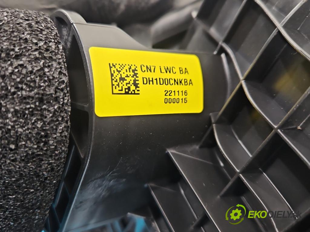 Hyundai Elantra VII 2020- 1.6 16V manual 90.2 kW 1598 cm3 4- radiator 97200-AA200 (Radiátor kúrenia)