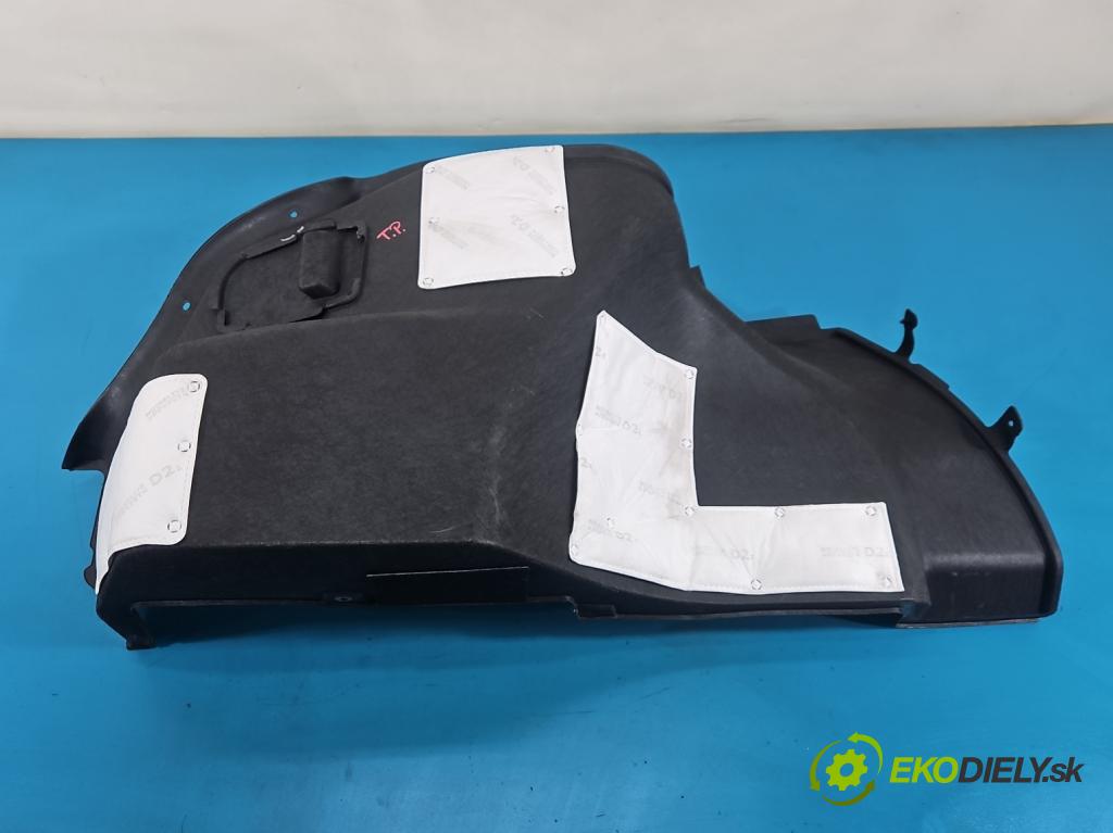 Hyundai Elantra VII 2020- 1.6 16V manual 90.2 kW 1598 cm3 4- Čalounictví: kufra: pravé 85740-AA000