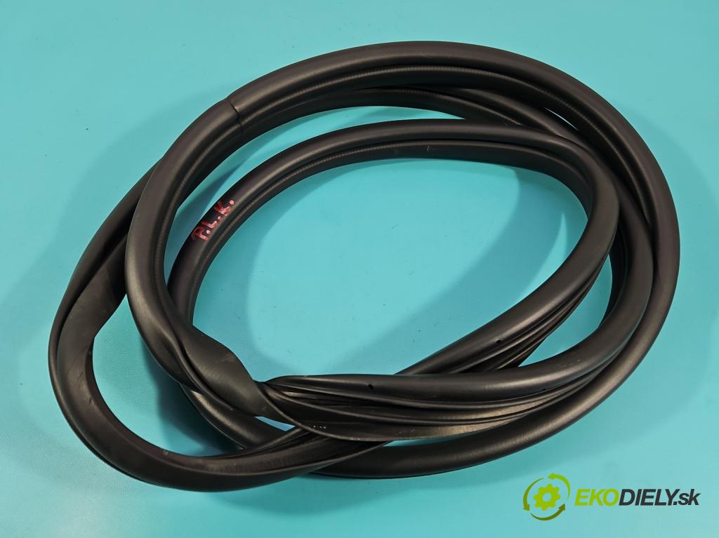 Hyundai Elantra VII 2020- 1.6 16V manual 90.2 kW 1598 cm3 4- Těsnění: dveře přední levé 