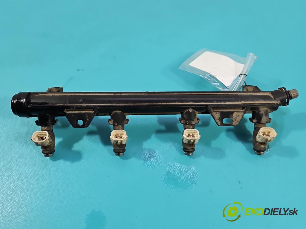 Skoda Roomster 1.4 16V 86 HP manual 63 kW 1390 cm3 5- vstrek 036133320 (Vstrekovač paliva)