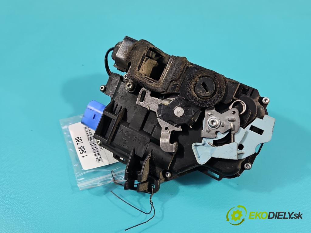 Skoda Roomster 1.4 16V 86 hp manual 63 kW 1390 cm3 5- zámek zadní levý 5J7839015B