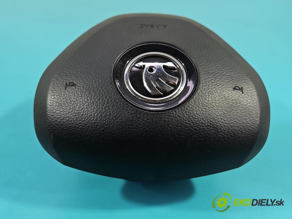 Skoda Roomster 1.4 16V 86 HP manual 63 kW 1390 cm3 5- airbag vzduch: Řidiči:  (Airbag)