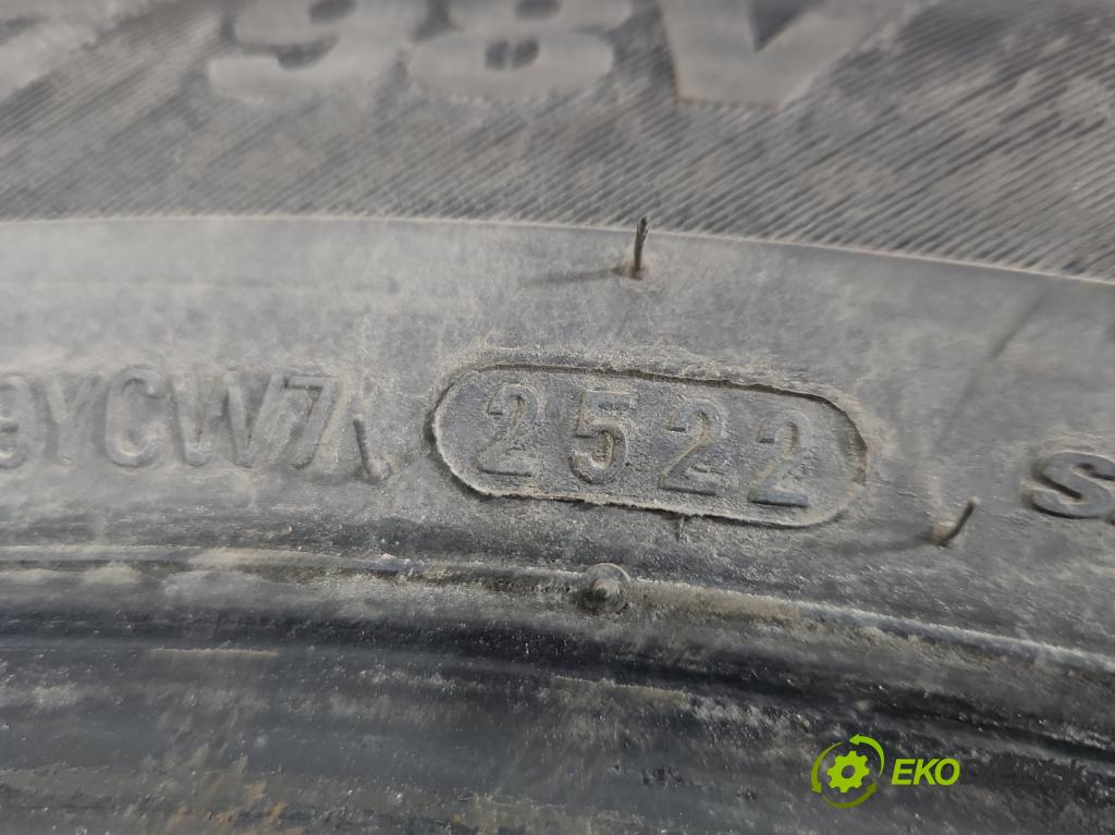 Ford Mondeo Mk5 2014-2022 2.0 16V 140 hp automatic 103 kW 1999 cm3 4- pneumatiky: zimní para