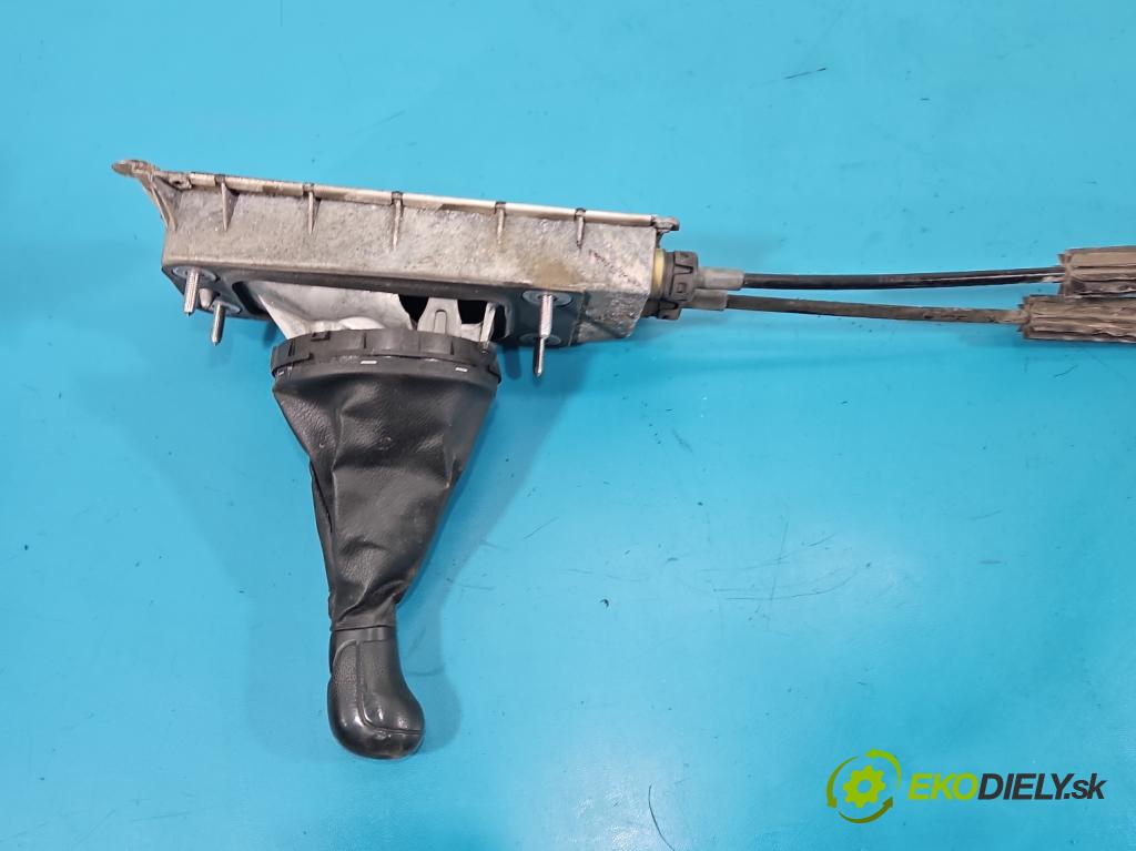 Skoda Roomster 1.4 16V 86 HP manual 63 kW 1390 cm3 5- Páka: Změny: stupeň,rýchlosť 6Q0711049CG (Rýchlostná páka (kulisa))