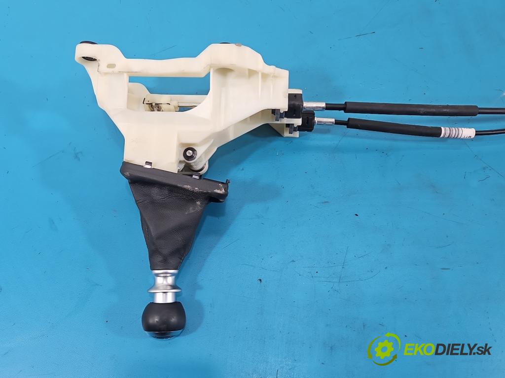 Hyundai Elantra VII 2020- 1.6 16V manual 90.2 kW 1598 cm3 4- kulisa změny stupňová 43700-AAXXX (Řadicí páka (kulisa) )