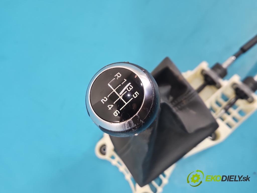 Hyundai Elantra VII 2020- 1.6 16V manual 90.2 kW 1598 cm3 4- kulisa změny stupňová 43700-AAXXX (Řadicí páka (kulisa) )