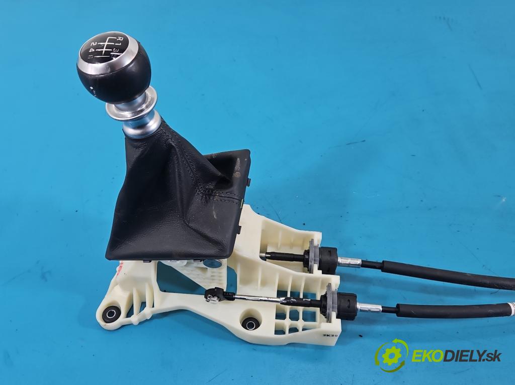 Hyundai Elantra VII 2020- 1.6 16V manual 90.2 kW 1598 cm3 4- kulisa změny stupňová 43700-AAXXX (Řadicí páka (kulisa) )