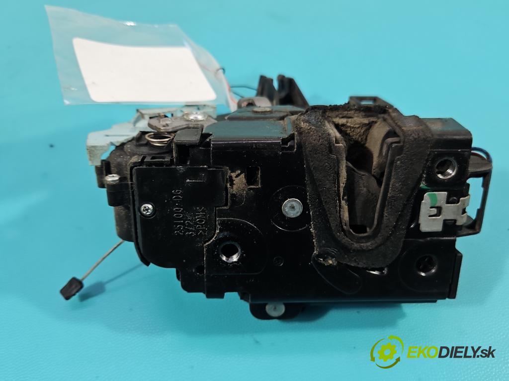 Skoda Roomster 1.4 16V 86 hp manual 63 kW 1390 cm3 5- zámek přední levý 5J1837015A