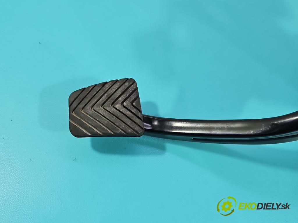 Hyundai Elantra VII 2020- 1.6 16V manual 90.2 kW 1598 cm3 4- pedály 32800-AA100