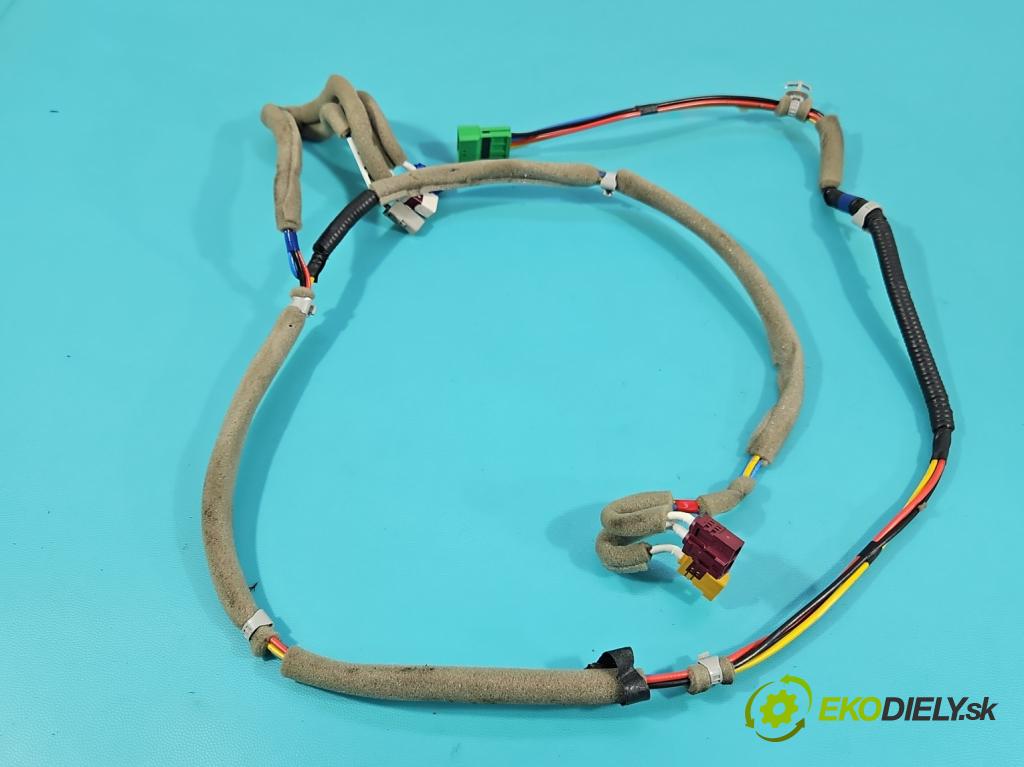 Hyundai Elantra VII 2020- 1.6 16V manual 90.2 kW 1598 cm3 4- Zväzok: ostatné 96220-AA420