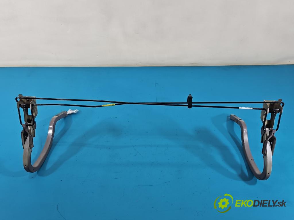 Hyundai Elantra VII 2020- 1.6 16V manual 90.2 kW 1598 cm3 4- Závěs: kufrové dvere zadné 