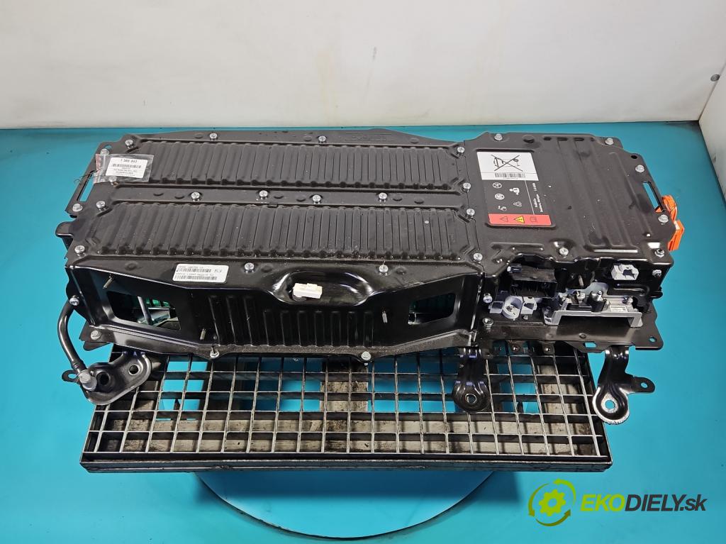 Ford Mondeo Mk5 2014-2022 2.0 16V 140 hp automatic 103 kW 1999 cm3 4- batéria HG9810B759CA