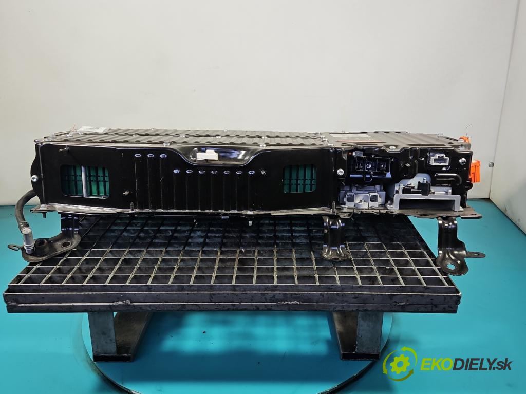 Ford Mondeo Mk5 2014-2022 2.0 16V 140 hp automatic 103 kW 1999 cm3 4- batéria HG9810B759CA