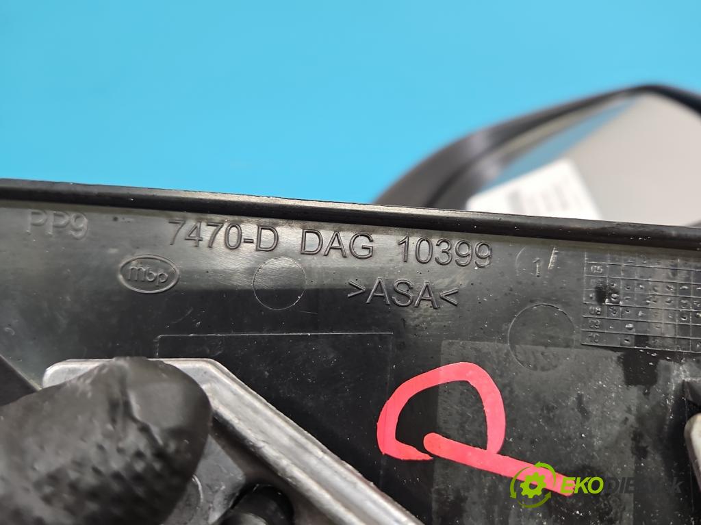 Skoda Roomster 1.4 16V 86 HP manual 63 kW 1390 cm3 5- zrkadlo pravé  (Kľučka dverí ostatné)