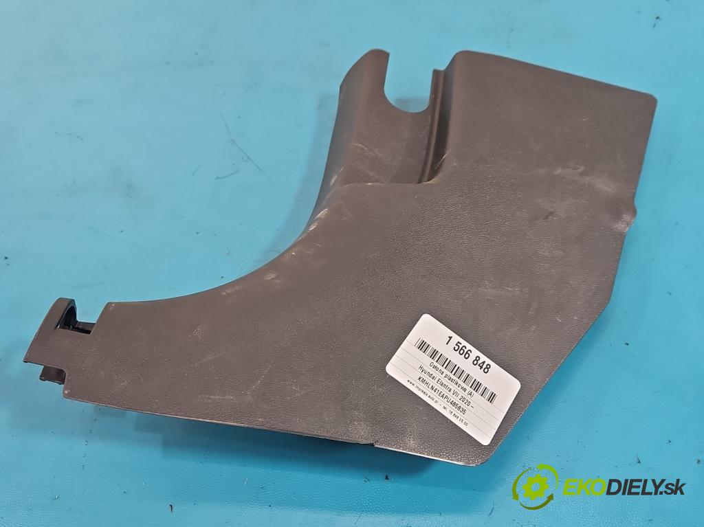 Hyundai Elantra VII 2020- 1.6 16V manual 90.2 kW 1598 cm3 4- kryt plast 85823-AA000