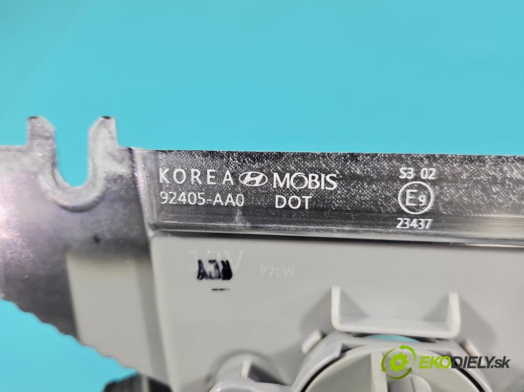 Hyundai Elantra VII 2020- 1.6 16V manual 90.2 kW 1598 cm3 4- světlo: stop: 92405-AA0