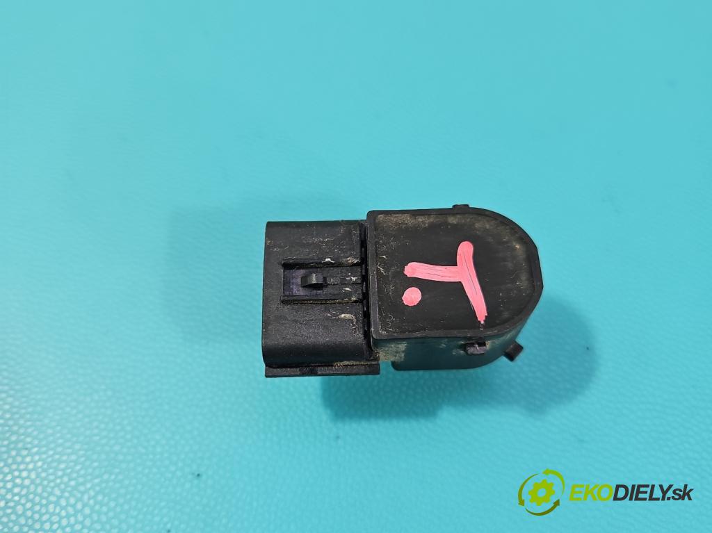 Hyundai Elantra VII 2020- 1.6 16V manual 90.2 kW 1598 cm3 4- snímač parkování 99310-AA100