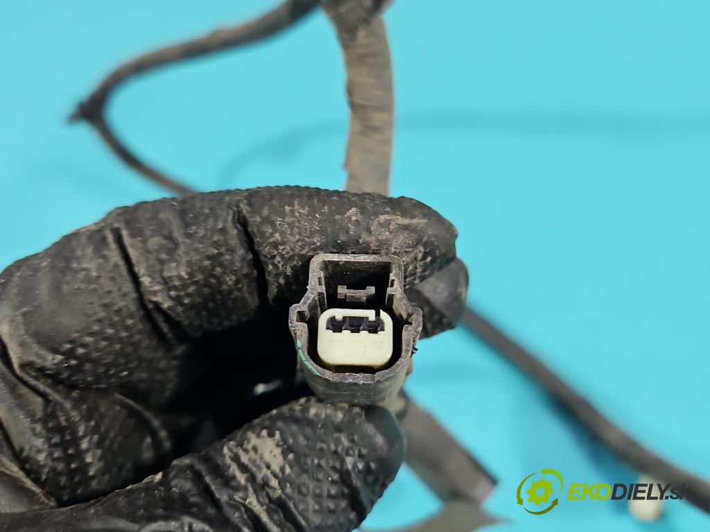 Ford Mondeo Mk5 2014-2022 2.0 16V 140 hp automatic 103 kW 1999 cm3 4- Balíček: DG9T-2C054-DE