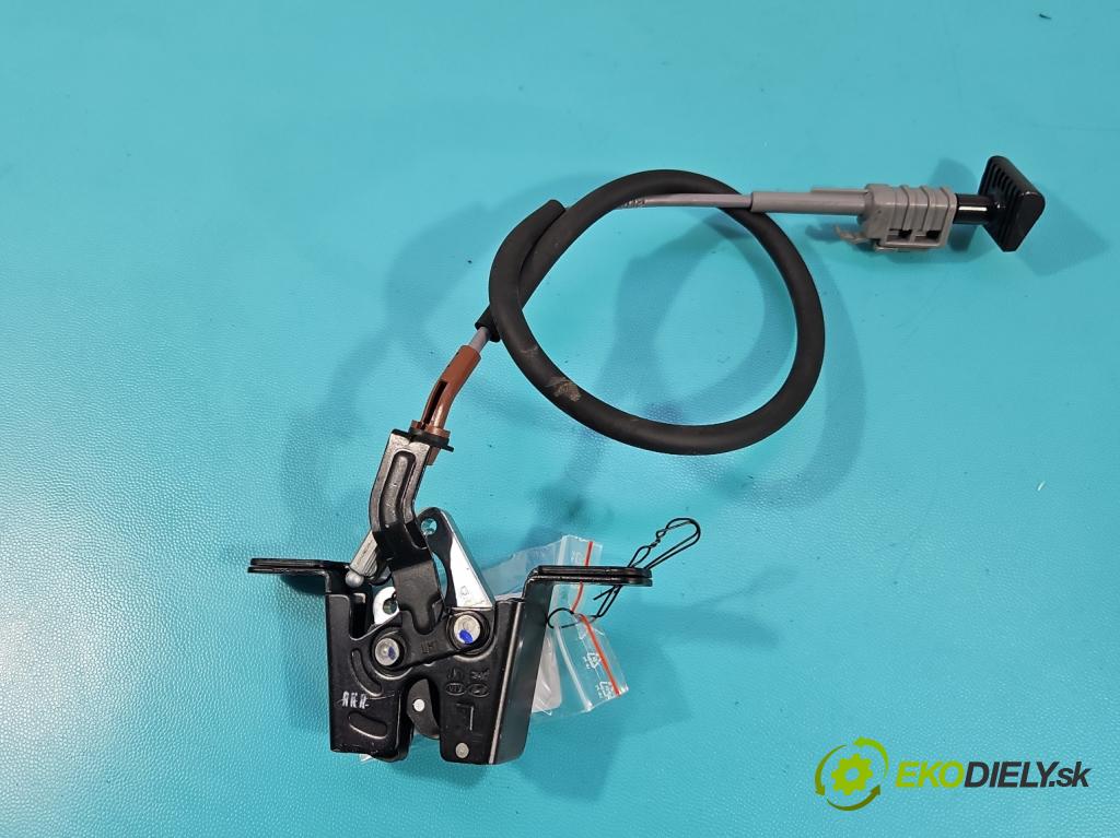 Hyundai Elantra VII 2020- 1.6 16V manual 90.2 kW 1598 cm3 4- zámok zadné ľavý