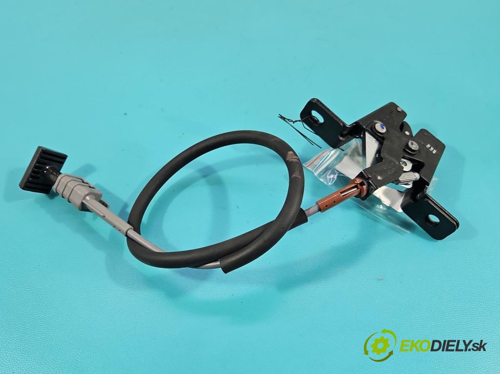 Hyundai Elantra VII 2020- 1.6 16V manual 90.2 kW 1598 cm3 4- zámok zadné ľavý