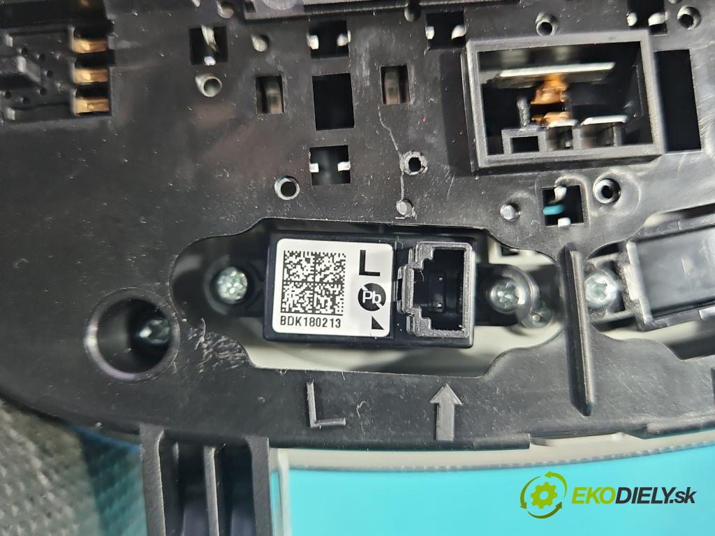 Hyundai Elantra VII 2020- 1.6 16V manual 90.2 kW 1598 cm3 4- svetlo / reflektor interiéra 92800-AAXXX