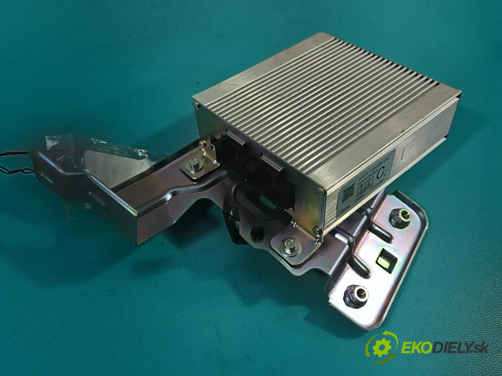 Ford Mondeo Mk5 2014-2022 2.0 16V 140 hp automatic 103 kW 1999 cm3 4- Zesilovač: ES7T-14F509-CA (Zesilovač)