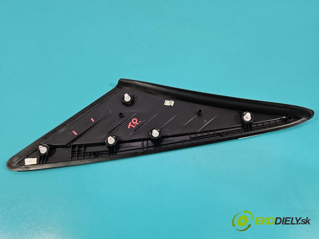 Hyundai Elantra VII 2020- 1.6 16V manual 90.2 kW 1598 cm3 4- kryt plastová 87860-AA000