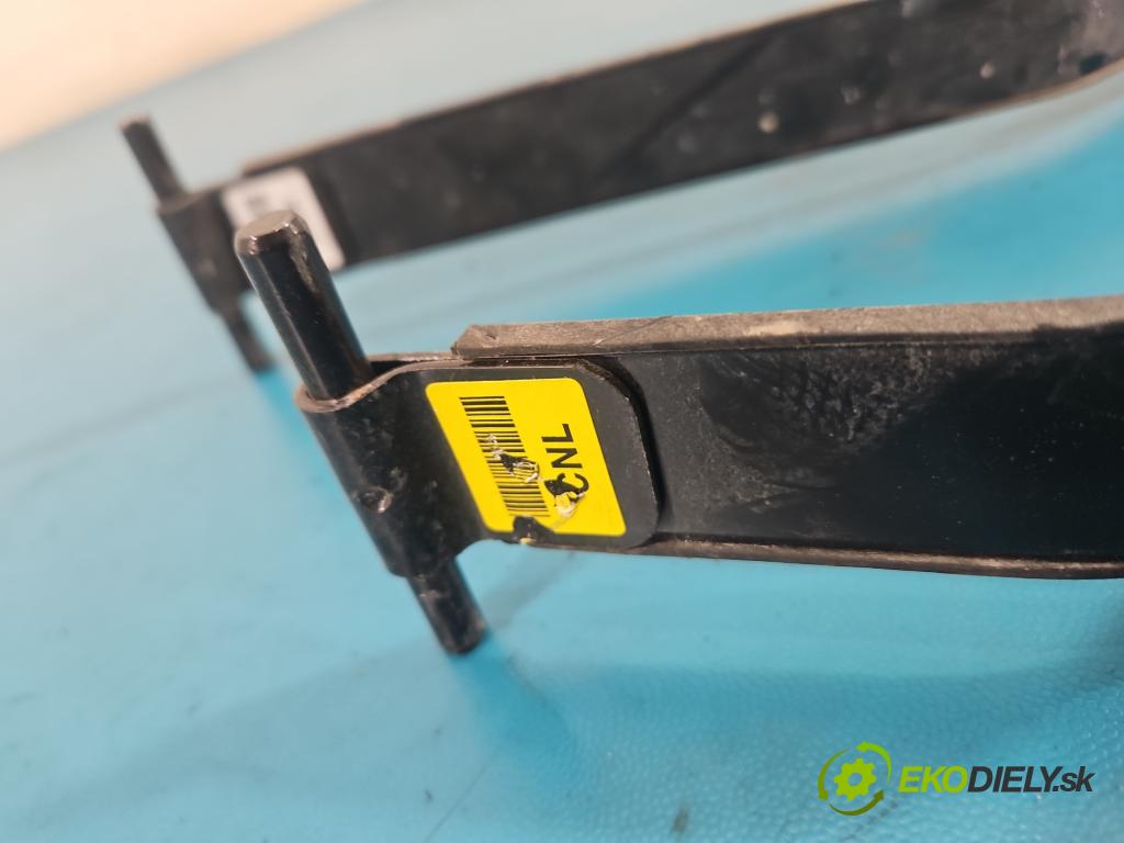 Hyundai Elantra VII 2020- 1.6 16V manual 90.2 kW 1598 cm3 4- Upevnenie: 31211-AA000