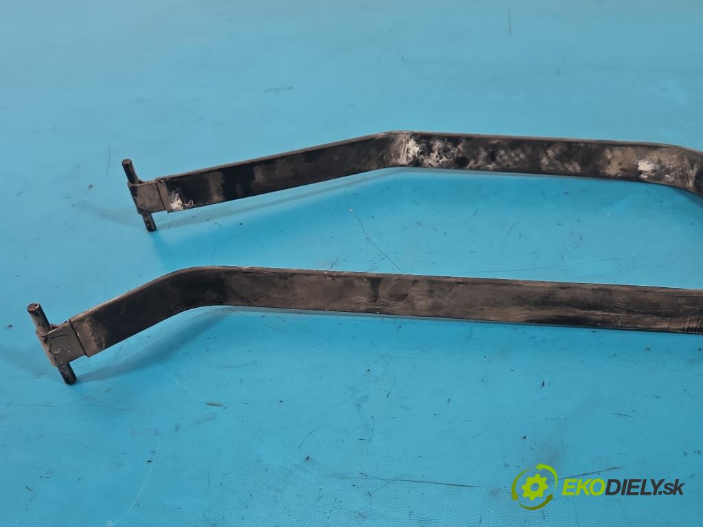 Hyundai Elantra VII 2020- 1.6 16V manual 90.2 kW 1598 cm3 4- Upevnenie: 31211-AA000