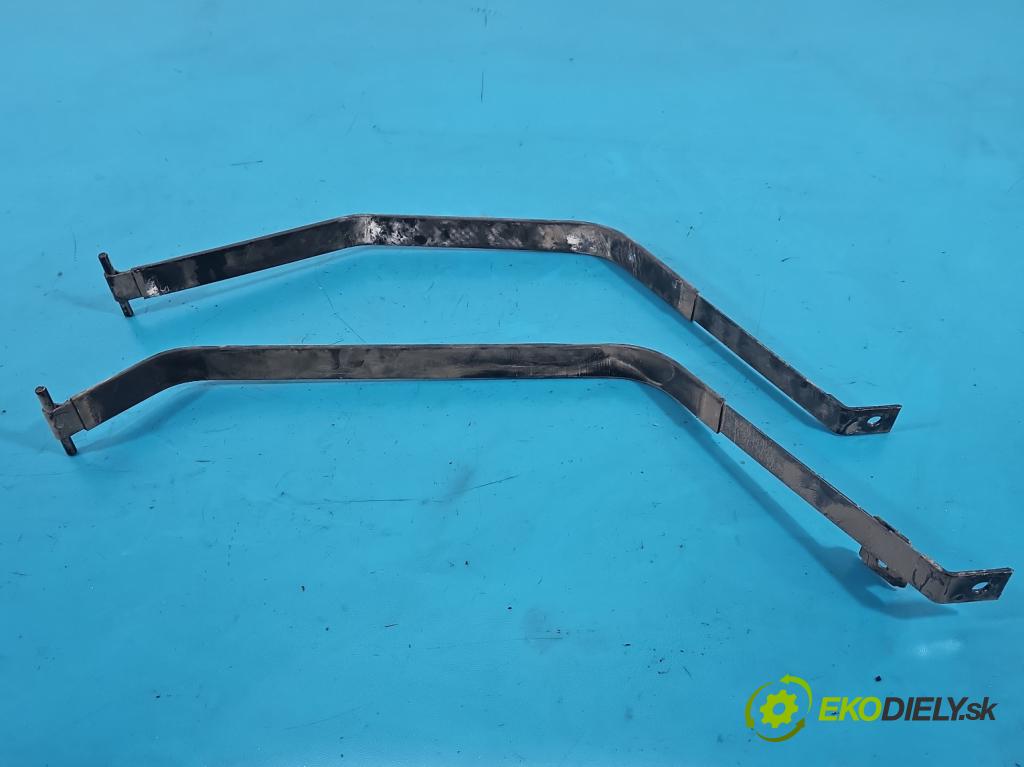 Hyundai Elantra VII 2020- 1.6 16V manual 90.2 kW 1598 cm3 4- Upevnenie: 31211-AA000