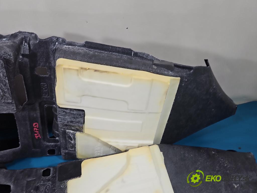 Hyundai Elantra VII 2020- 1.6 16V manual 90.2 kW 1598 cm3 4- koberec do auta ostatné