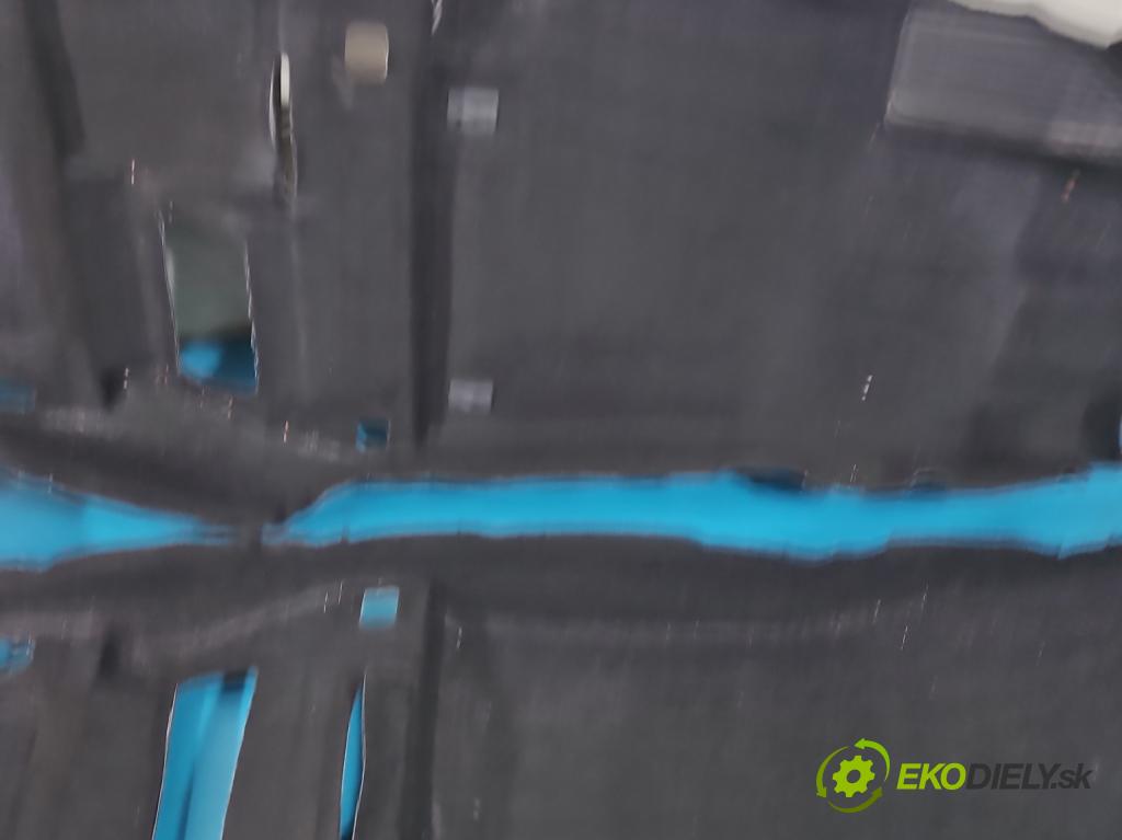 Hyundai Elantra VII 2020- 1.6 16V manual 90.2 kW 1598 cm3 4- koberec do auta ostatné