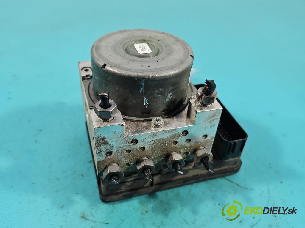 Ford Mondeo Mk5 2014-2022 2.0 16V 140 hp automatic 103 kW 1999 cm3 4- čerpadlo abs GG98-2C555-AD (Pumpa ABS)