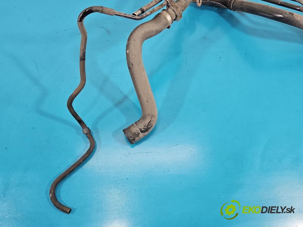 Toyota Corolla E16/E18  2013-2019 1.6 16V 132  HP manual 97 kW 1598 cm3 4- Nalievacie hrdlo: palivo 77277-12180