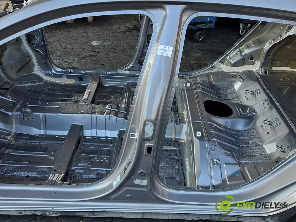 Hyundai Elantra VII 2020- 1.6 16V manual 90.2 kW 1598 cm3 4- Práh: ľavý  (Karoséria ostatné)