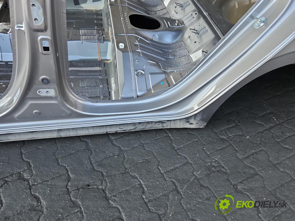 Hyundai Elantra VII 2020- 1.6 16V manual 90.2 kW 1598 cm3 4- Práh: ľavý  (Karoséria ostatné)